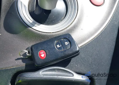 2013 Toyota Prius Two из США, поврежденный, VIN JTDKN3DU5D5579083